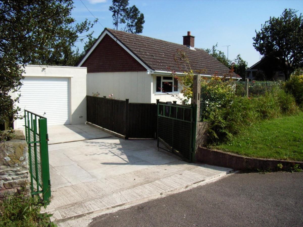 The Hollies Villa Lydbrook Exteriör bild